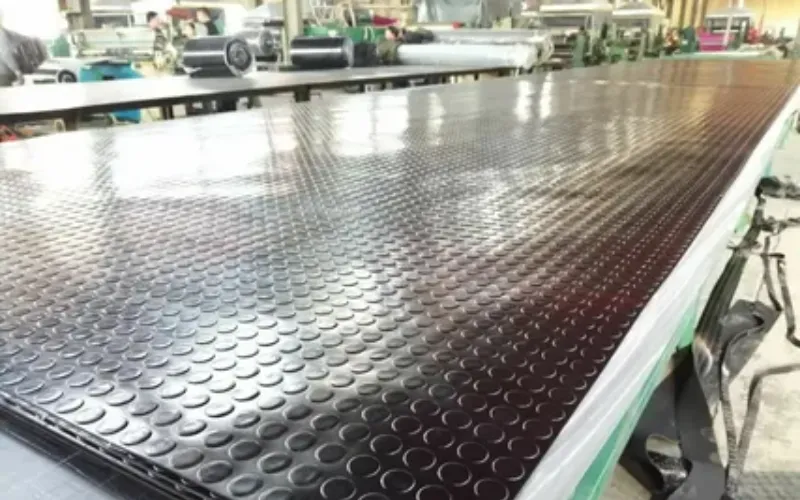 Industrial rubber anti-slip flooring