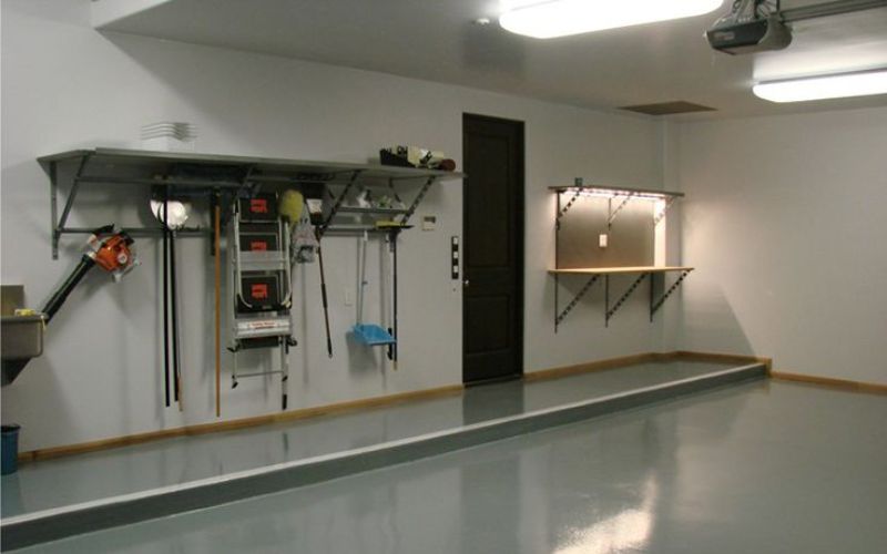 Epoxy garage flooring workshop Dubai